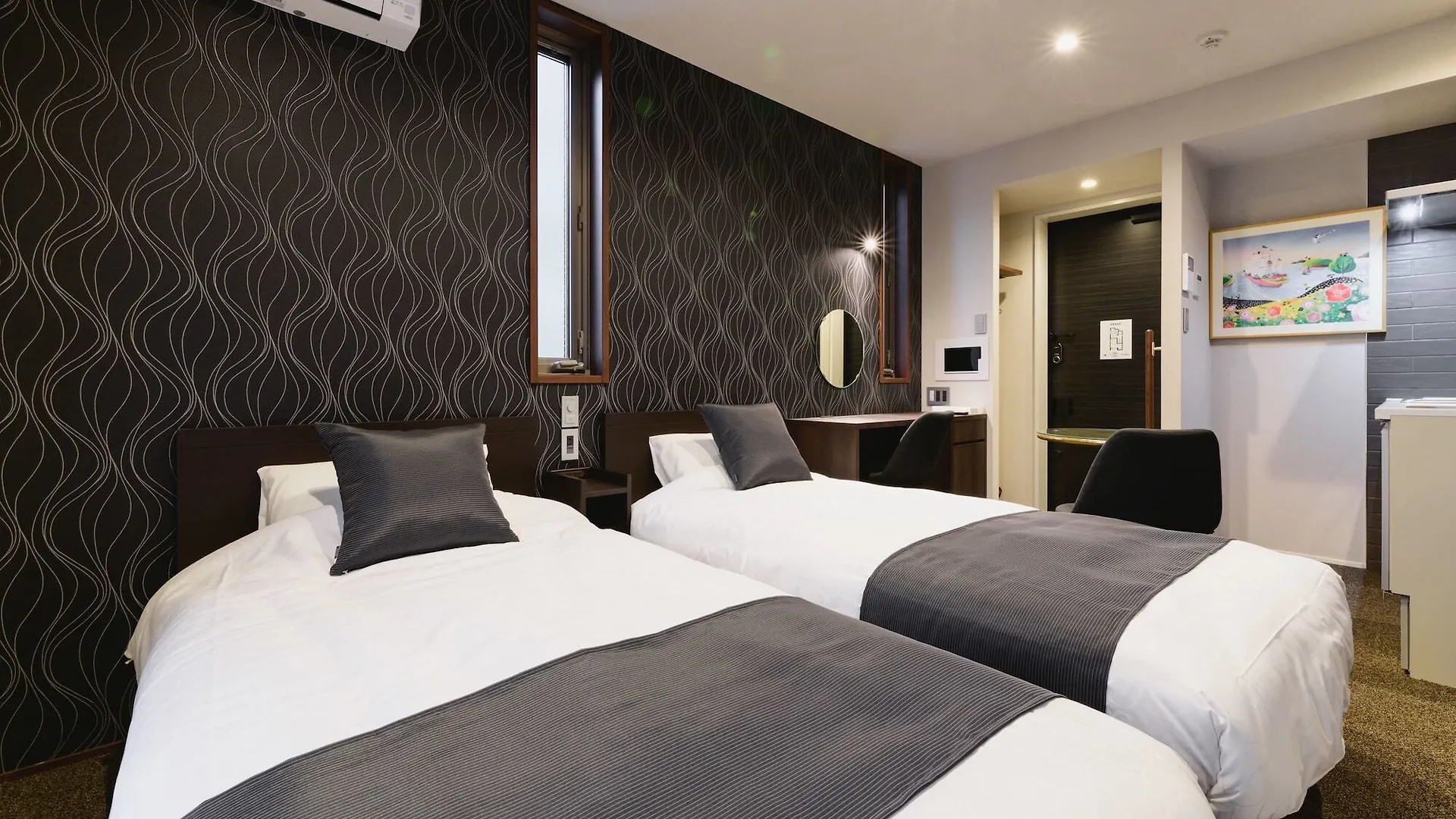 Grand Base Tenjin Fukuoka  Fukuoka (Fukuoka)